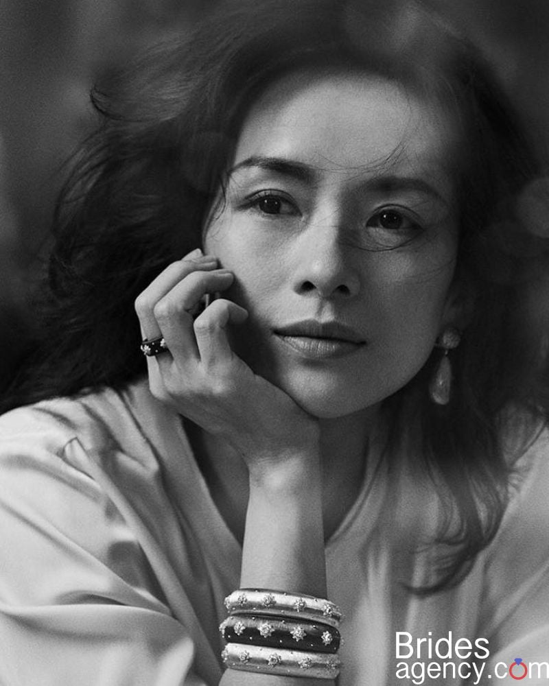 Zhang Ziyi b_w photo