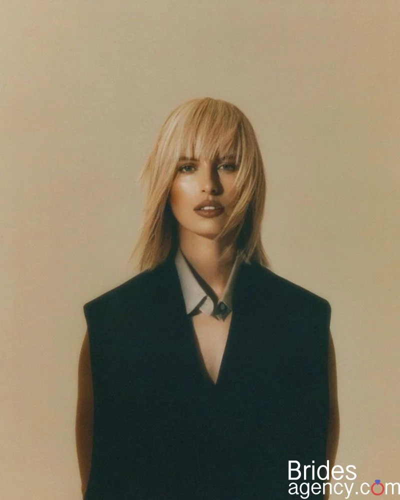 Karolina Kurkova in a black jacket