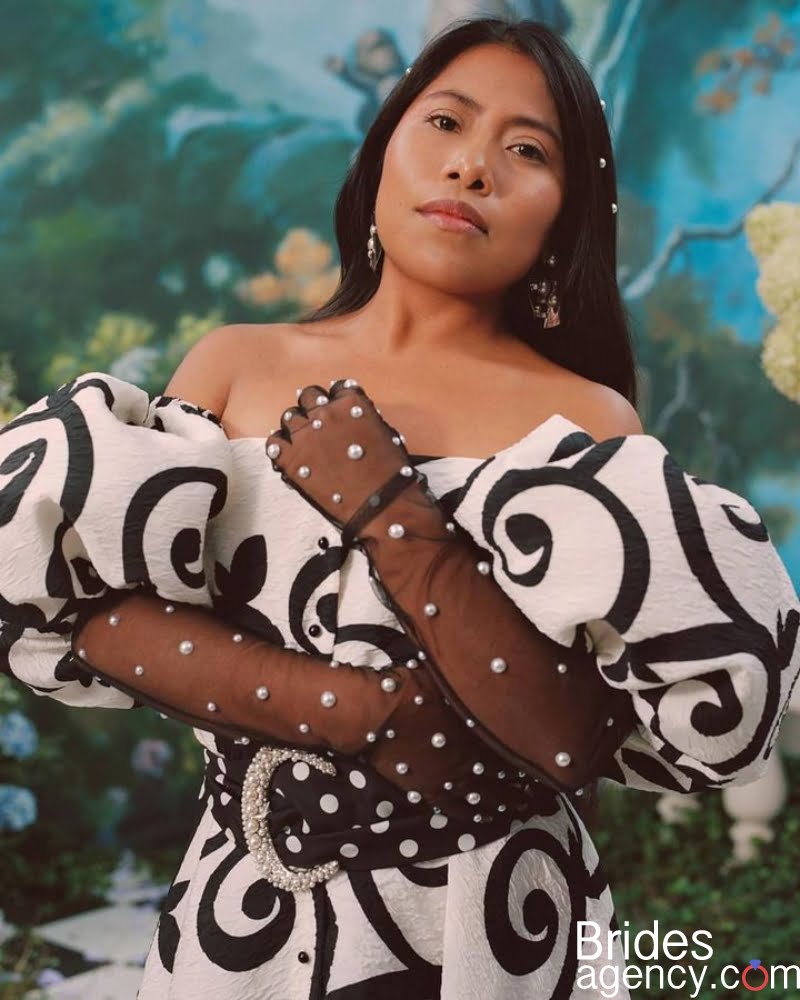 Yalitza Aparicio black and white dress