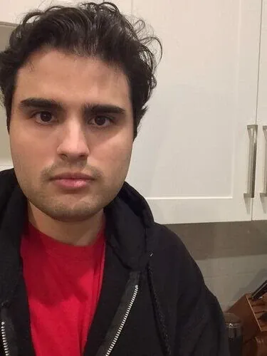 Daniel Profile image 1