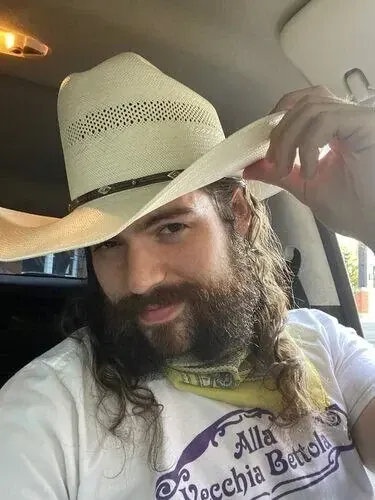 Juan Profile image 1