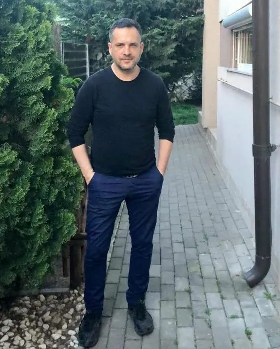 Gürlen Profile image 1