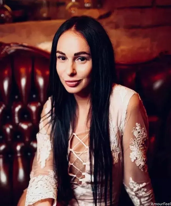 Yelizaveta Profile image 6
