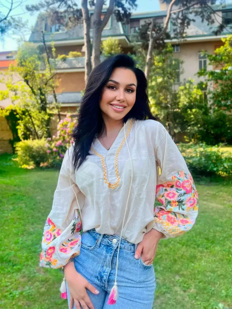 Darya Profile image 8