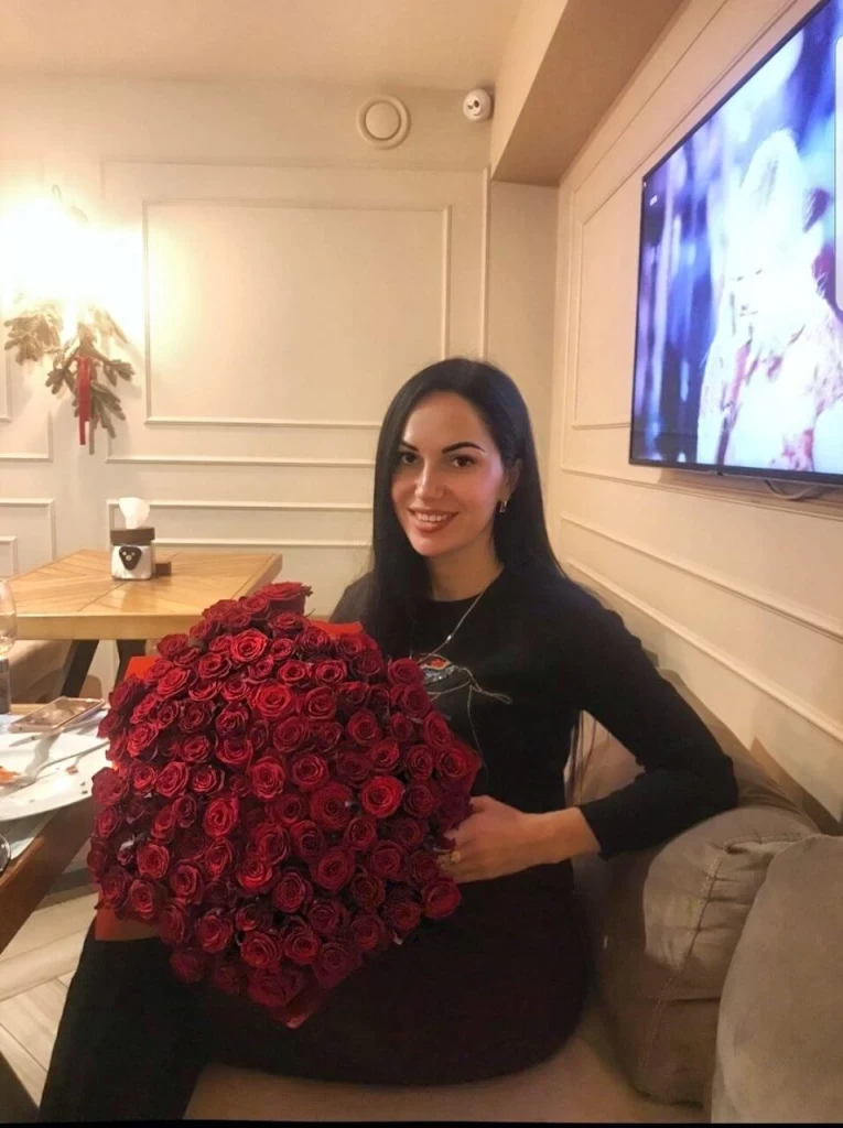 Oksana Profile image 10