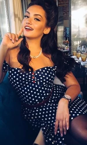Anna Profile image 17