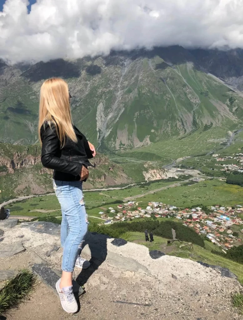Olena Profile image 7