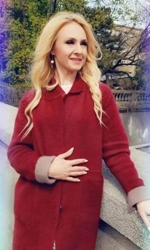 Viktoriya Profile image 4