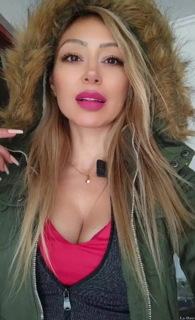 Carmen Profile image 2