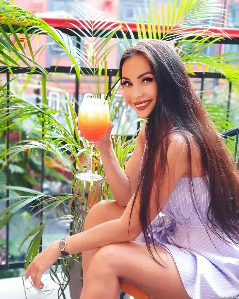 Viktoriya Profile image 5