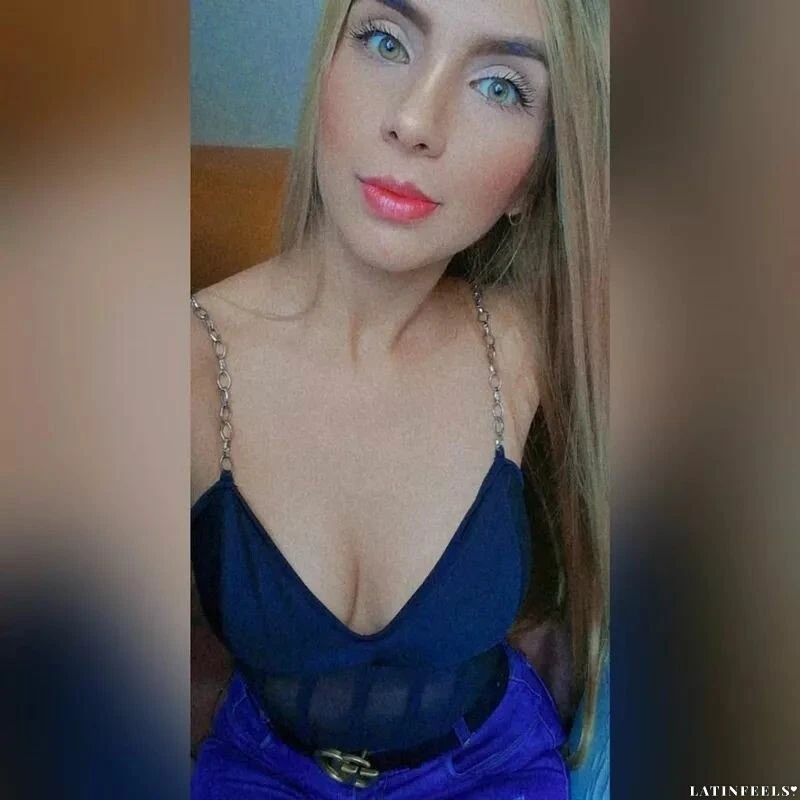 Mariana Profile image 4