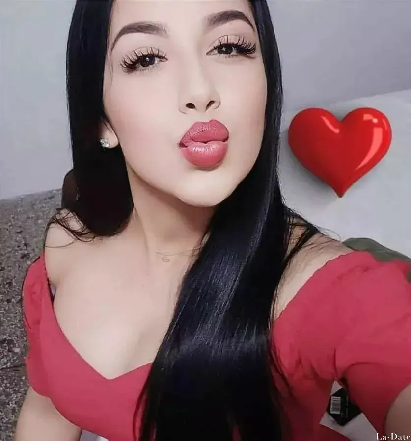 Fernanda Profile image 8
