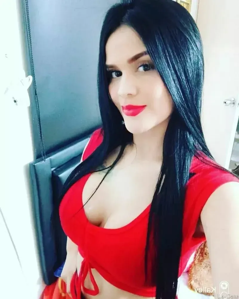 Alena Profile image 7