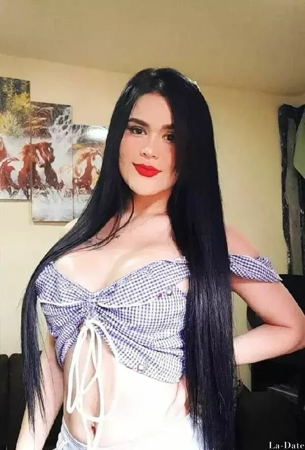 Alena Profile image 5