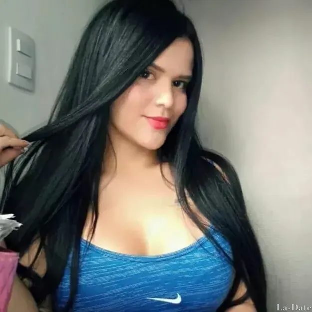 Alena Profile image 1