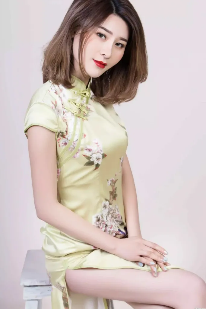 Alina Profile image 1