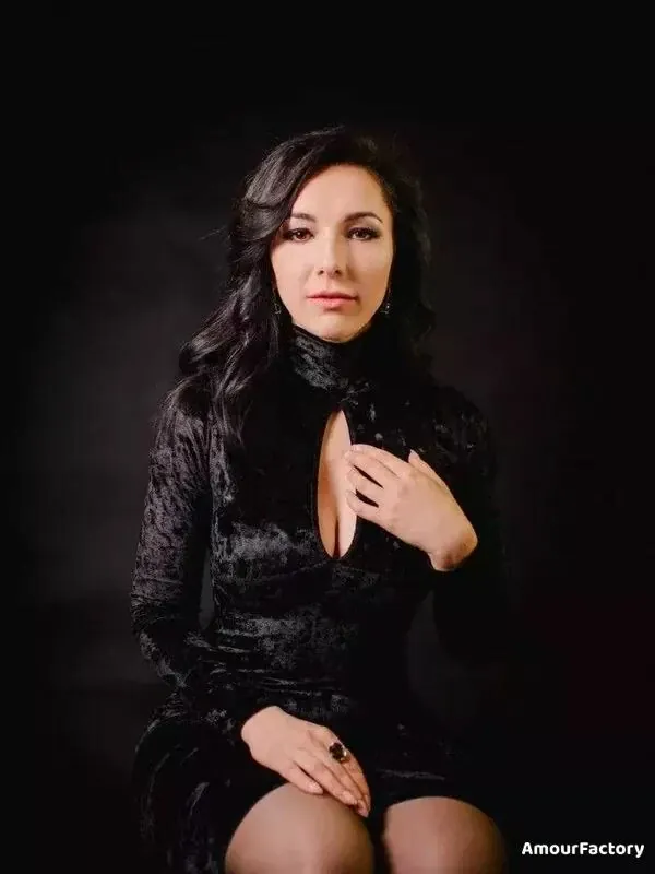 Irina Profile image 2