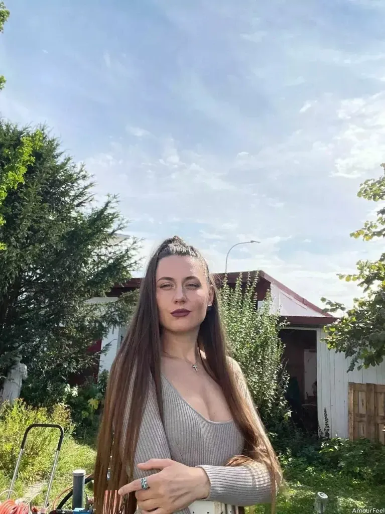 Maja Profile image 4