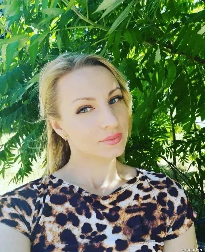 Anna Profile image 6
