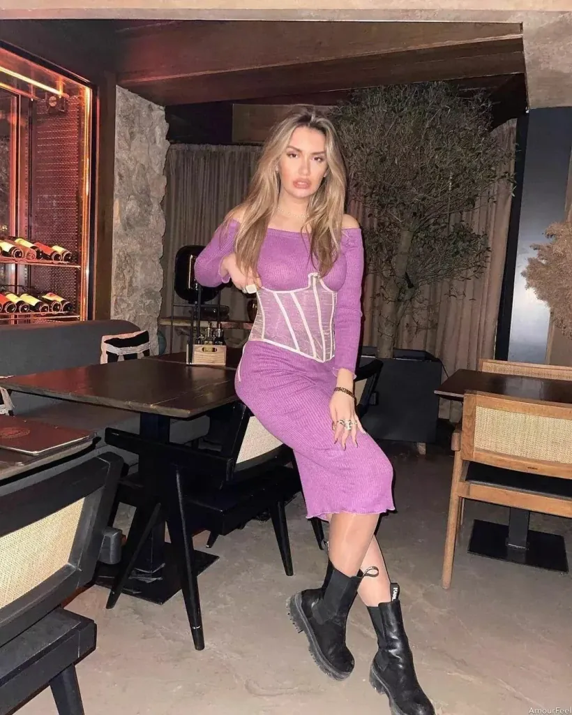 Hekla Profile image 5