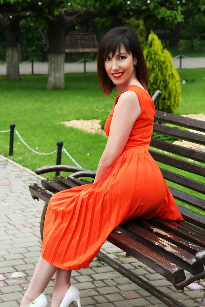 Leonie Profile image 9