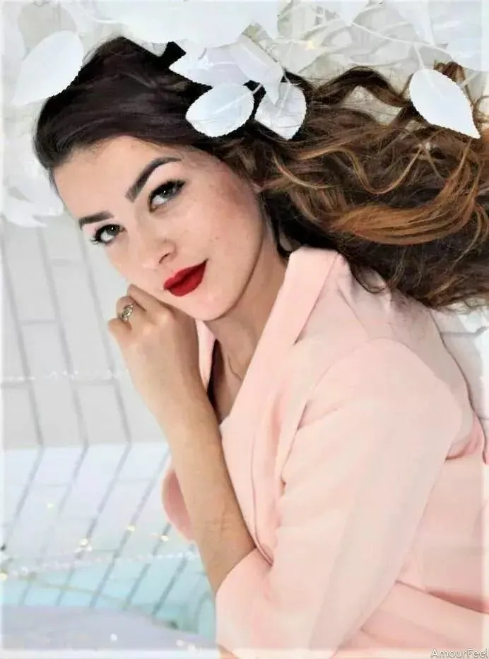 Karina Profile image 8