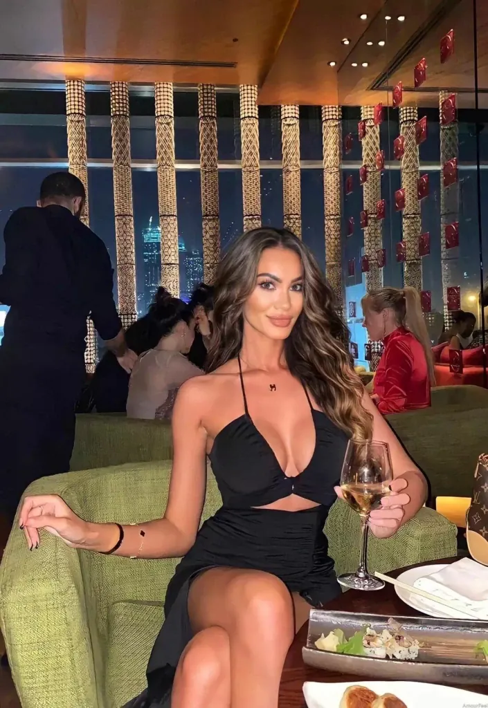 Jana Profile image 6