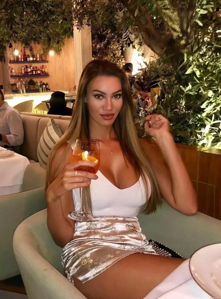 Jana Profile image 5