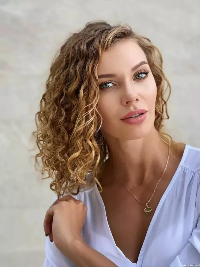 Olga Profile image 10