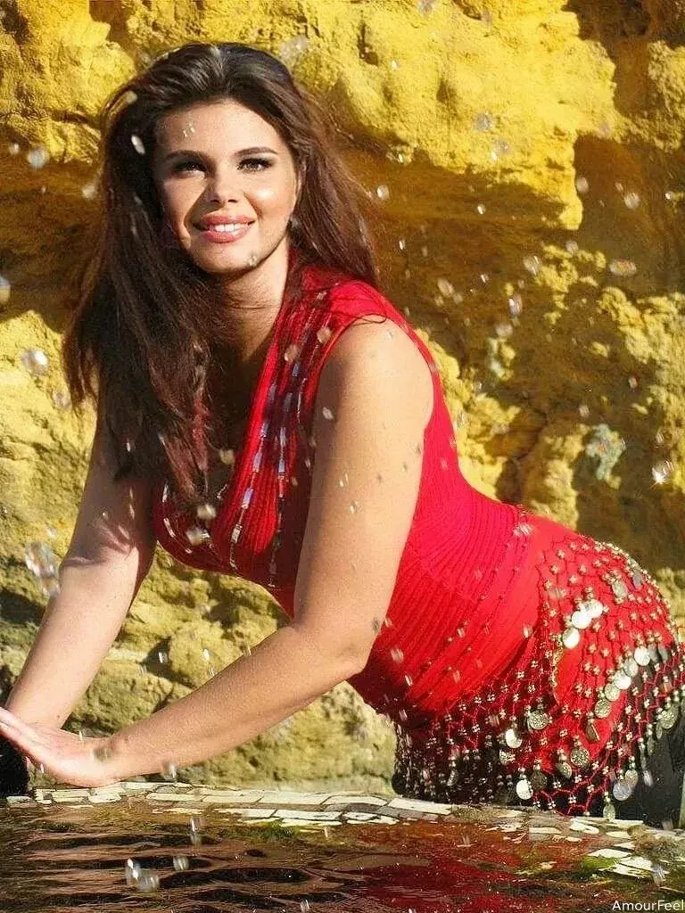 Elena Profile image 8