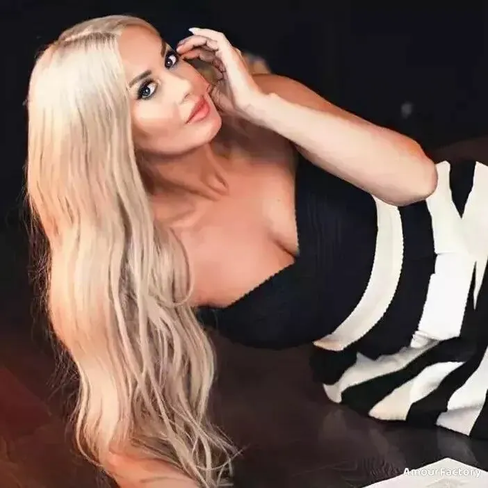 Aleksandra Profile image 1