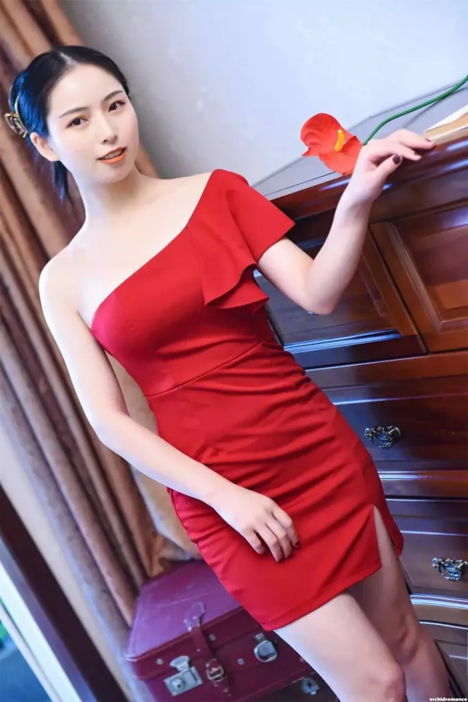 Ji-eun Profile image 7