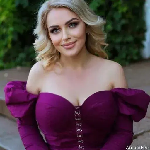 Kristina Profile image 8
