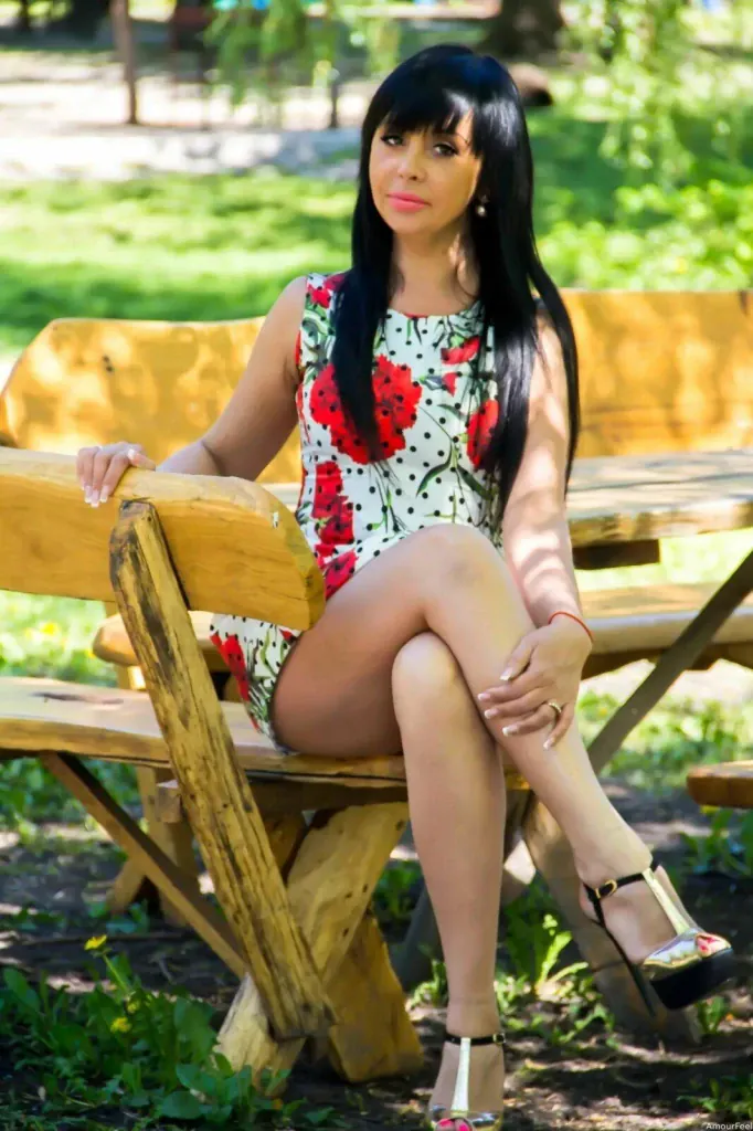 Emilia Profile image 7