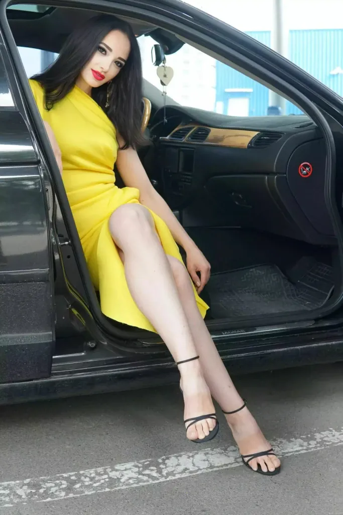Diana Profile image 6