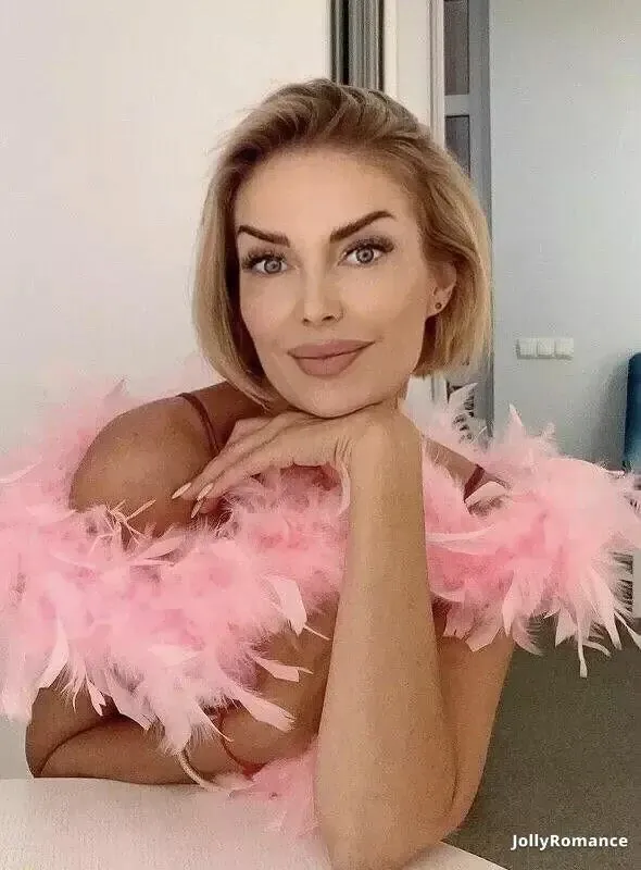 Lyudmila Profile image 5
