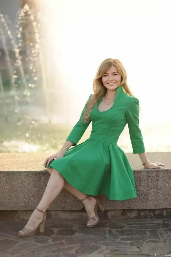 Helga Profile image 5