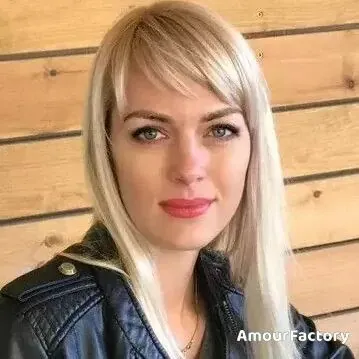 Yulia Ivanova Profile image 4