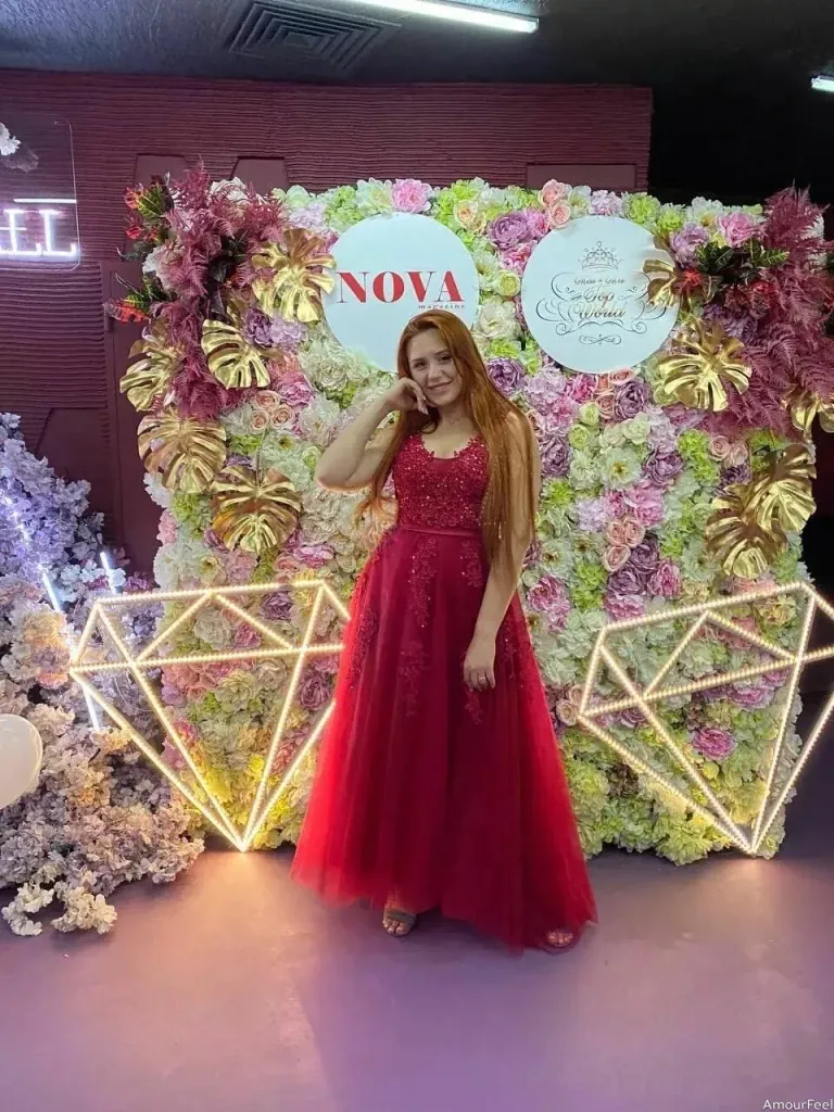 Ilona Profile image 8