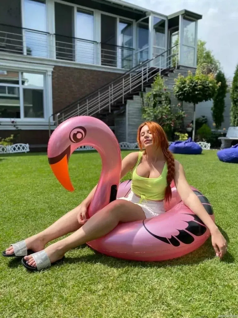 Ilona Profile image 5
