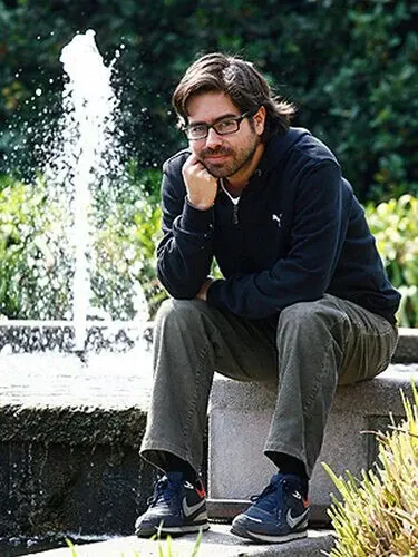 Tiago Profile image 1
