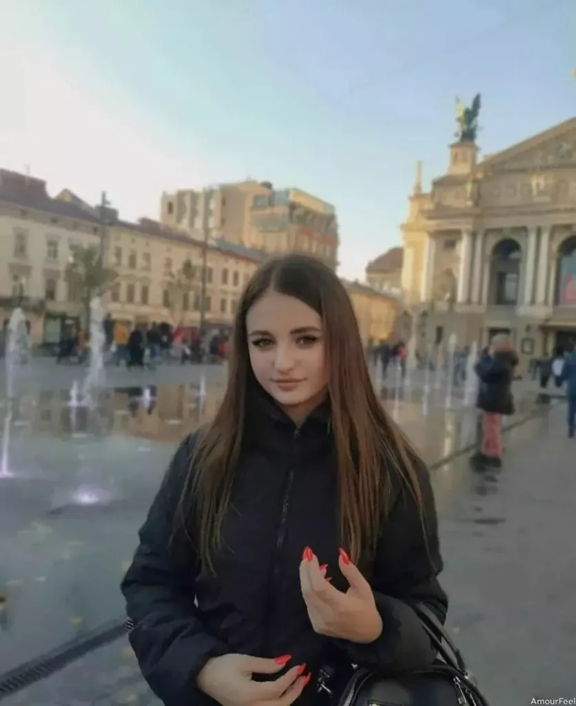 Viktoria Profile image 6