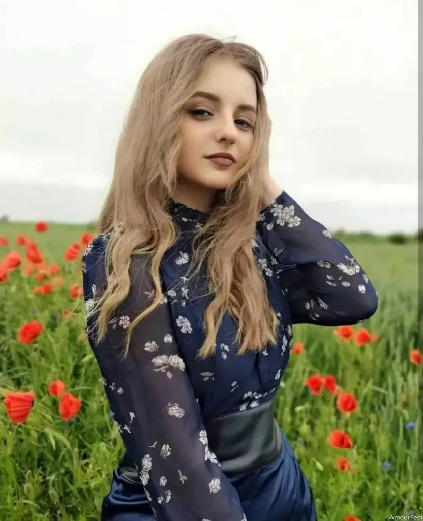 Viktoria Profile image 10