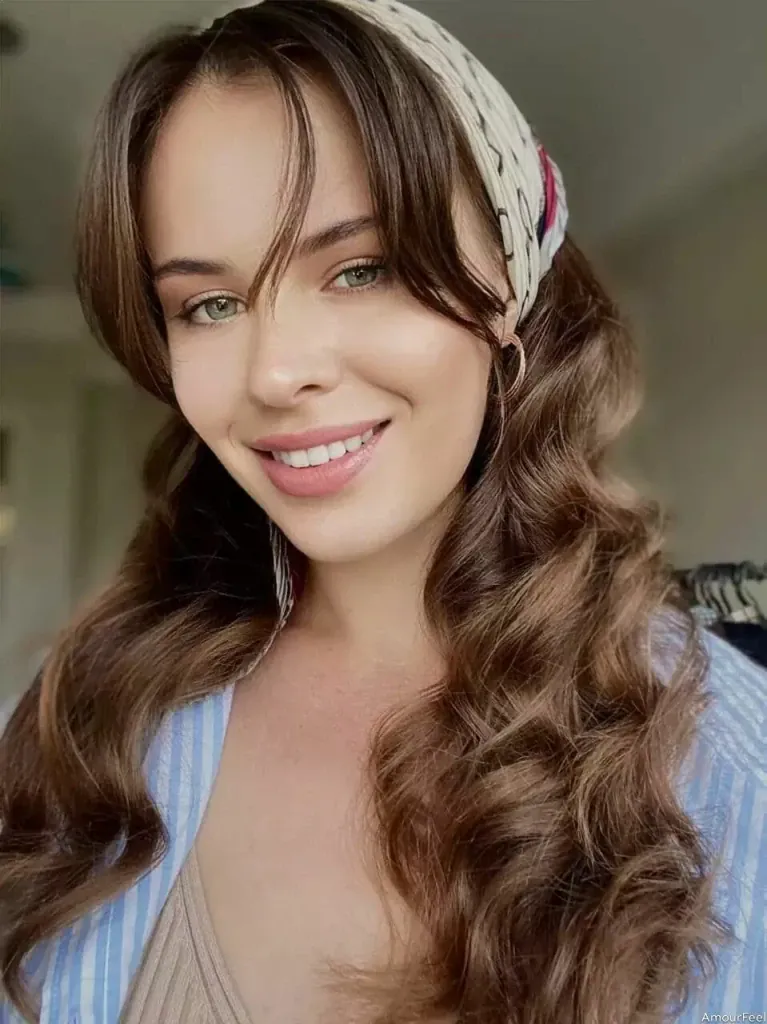 Tina Profile image 7