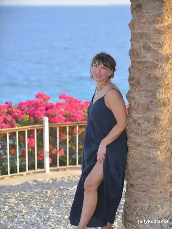 Mila Profile image 5