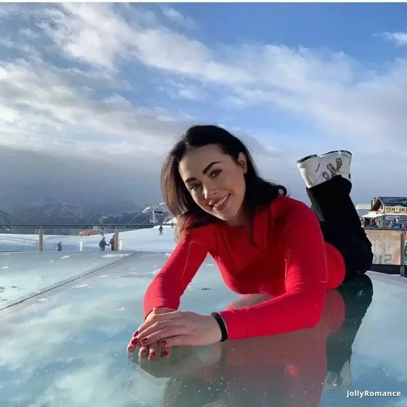 Maria Bogdanovich Profile image 1