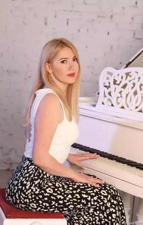 Anastasia Profile image 8