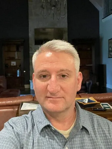 Luc Profile image 1