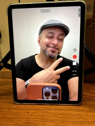 Eric Profile image 2